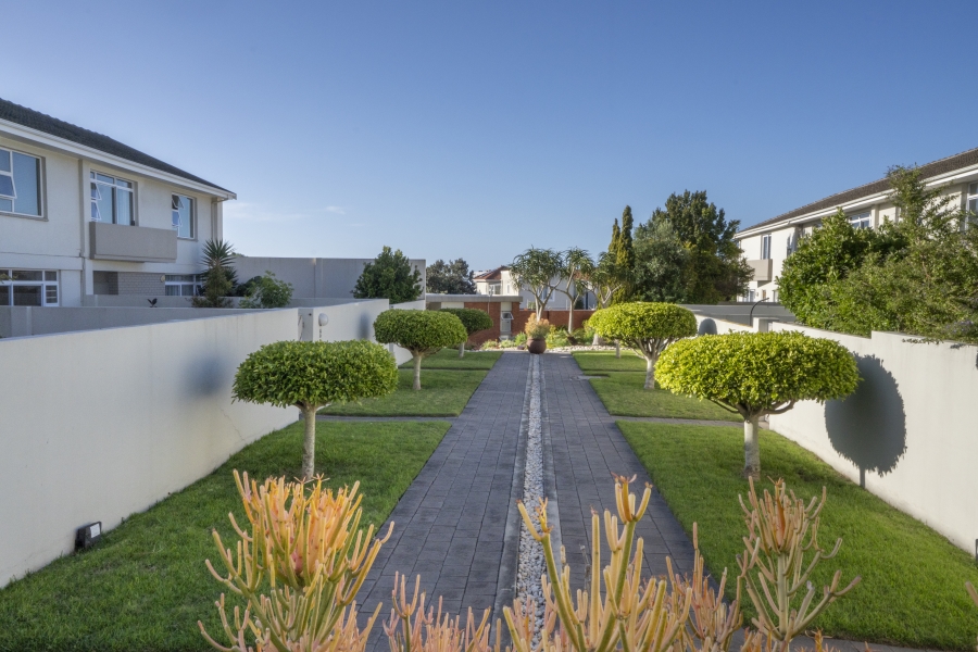 2 Bedroom Property for Sale in Humewood Eastern Cape
